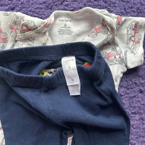 Carter's matching baby outfits (x3) - All size 6 months - Picture 9 of 13